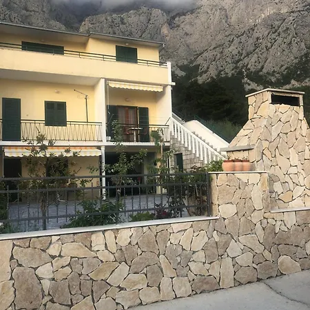 Apartment Veliko Brdo