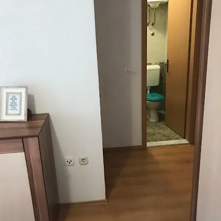 Veliko Brdo מאקרסקה